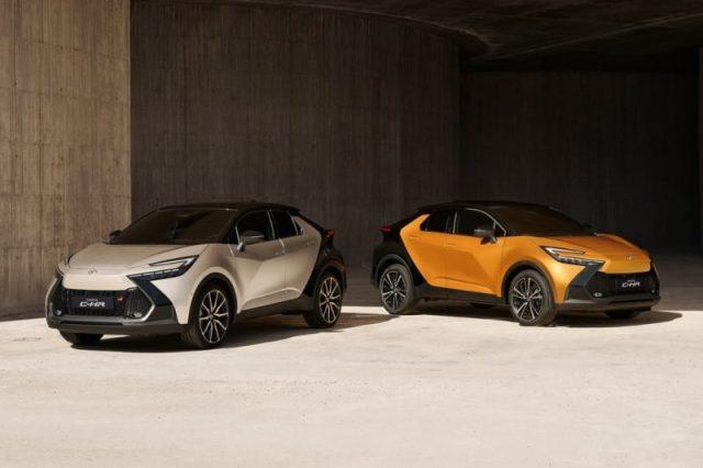 TOYOTA C-HR 2.0 HV AWD Trend