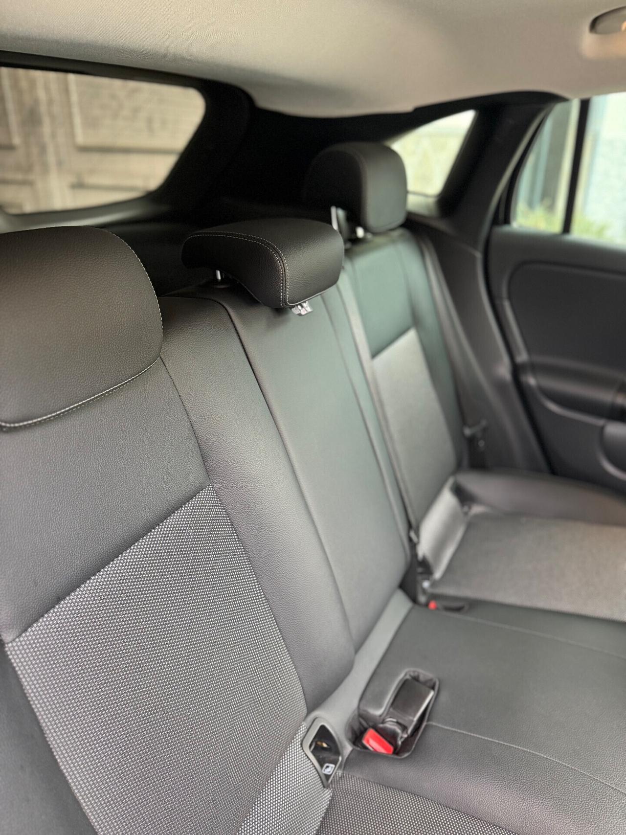 Mercedes-benz GLA 200 d Automatic Sport Plus