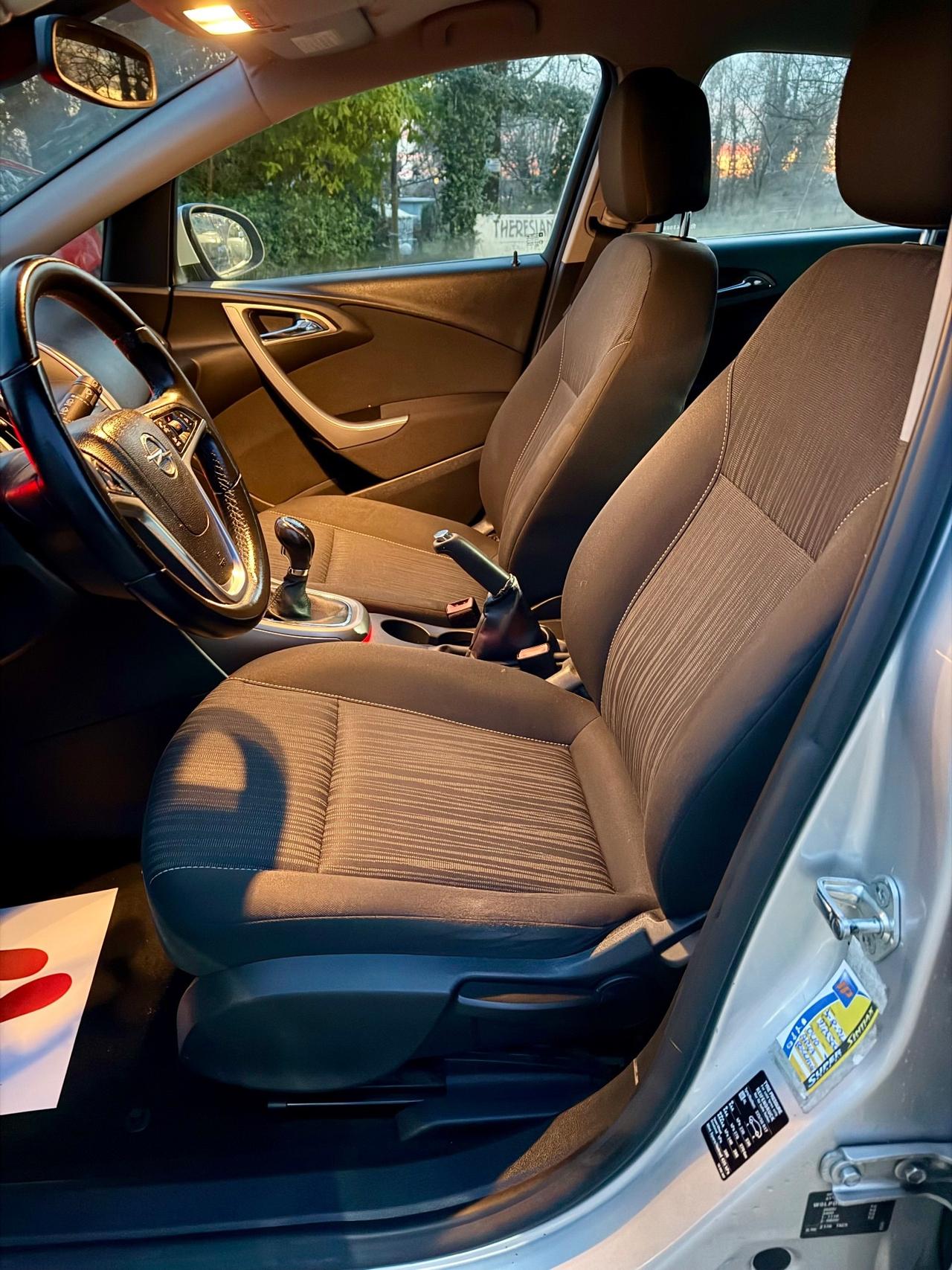 Opel Astra 2010 dicembre 1.7 CDTI 110CV 5 porte Cosmo ! ! !