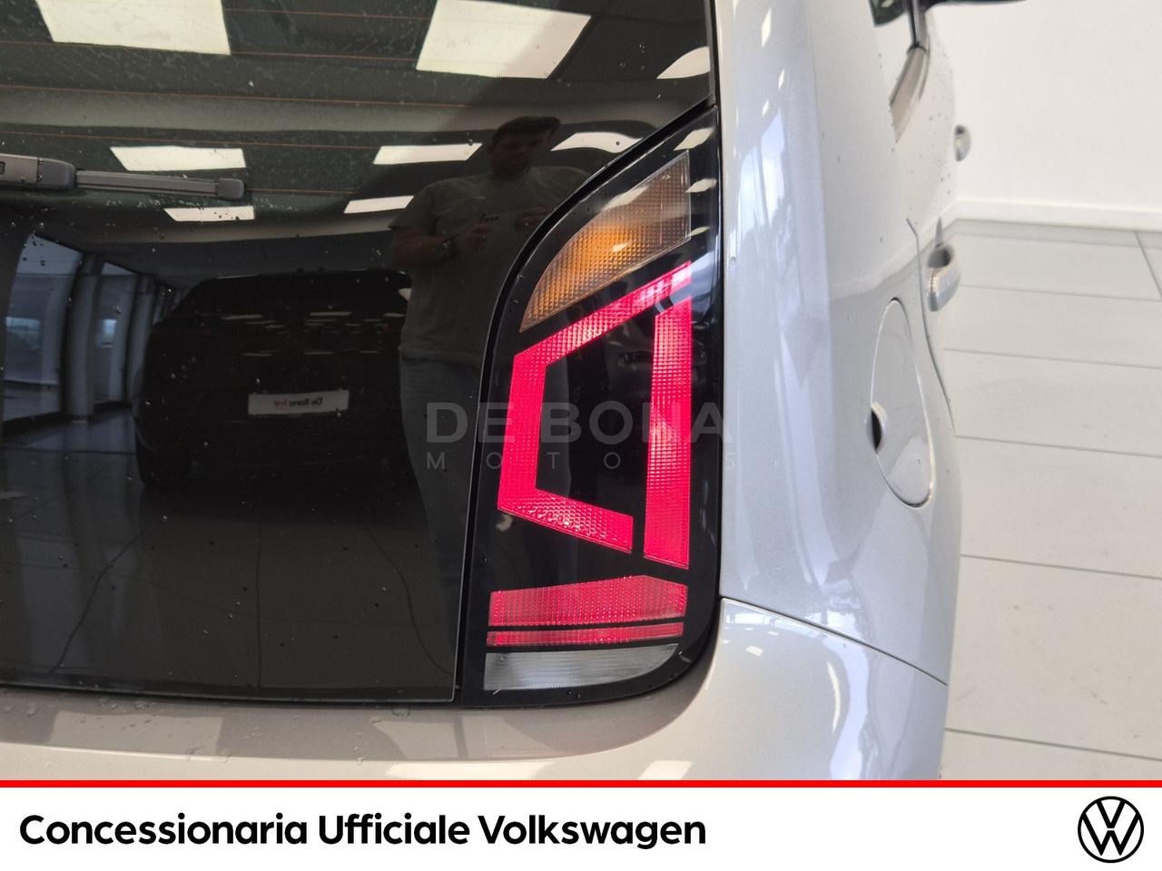 Volkswagen up! 5p 1.0 color 60cv my20