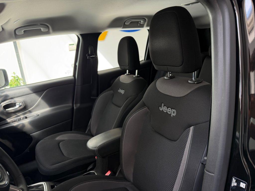 Jeep Renegade 1.5 Turbo T4 MHEV Limited tua da €199,00 mensili