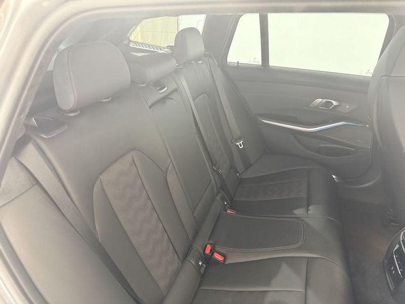 BMW M3 Touring M3 Competition xDrive Touring auto
