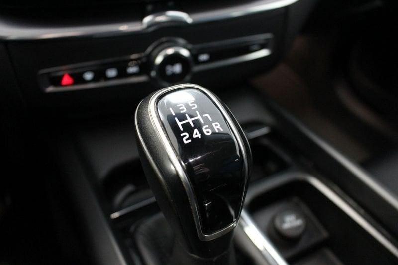 Volvo XC60 D3 Momentum Pro