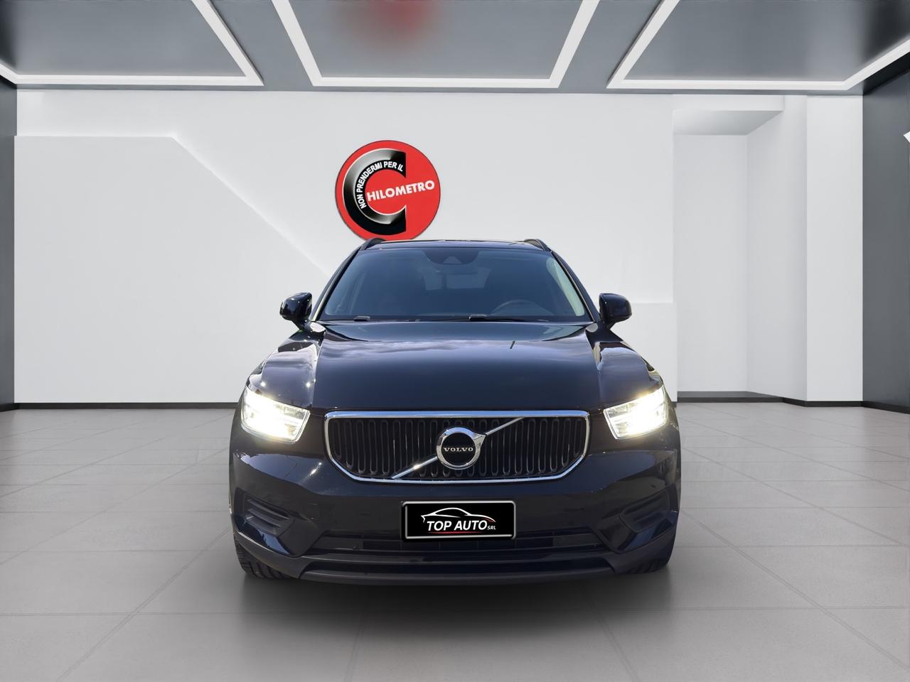 VOLVO XC40 D3 GEARTRONIC MOMENTUM - MY20