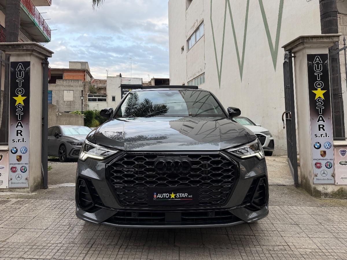 Audi Q3 Sportback 40TDI Quattro S-line Identity Black 200CV