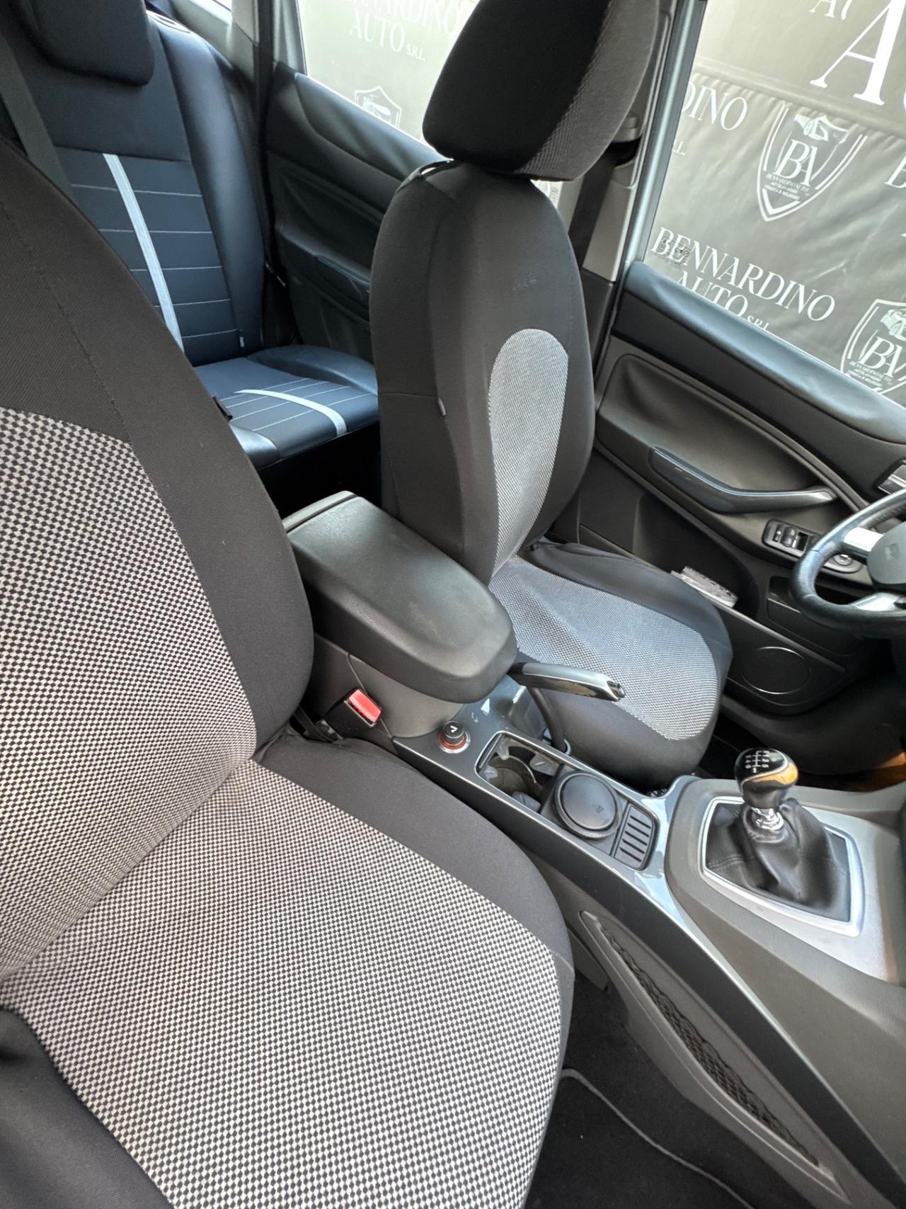 Ford Kuga 2.0 TDCi 136 CV 4WD Titanium DPF