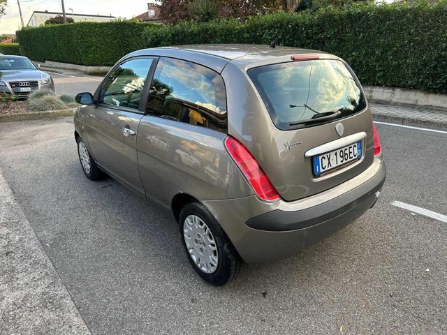 LANCIA Ypsilon 1.2 16V Platino