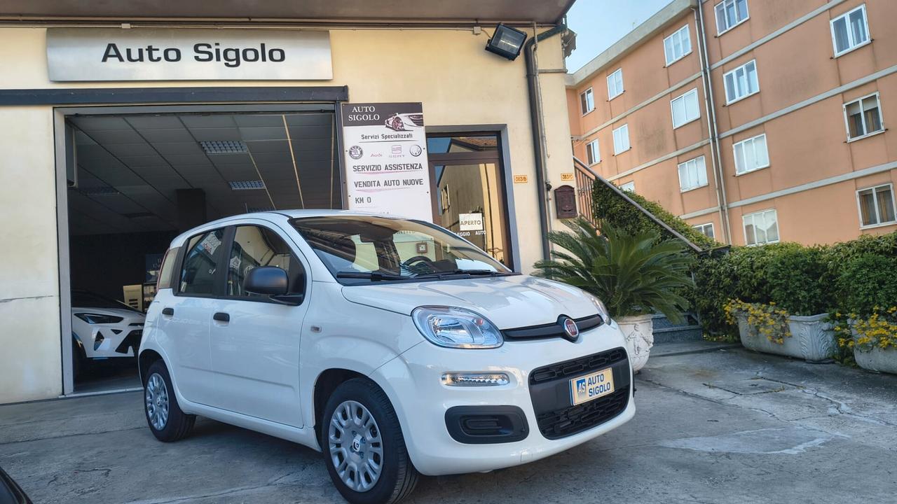 Fiat Panda 1.0 FireFly S&S Hybrid Pandina