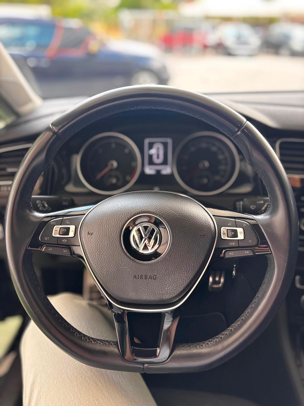 Volkswagen Golf 7.5 1.6 TDI Business 115CV