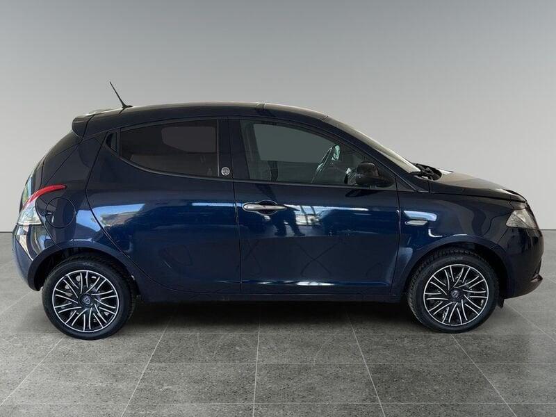 Lancia Ypsilon 1.2 69 CV 5 porte GPL Ecochic Gold