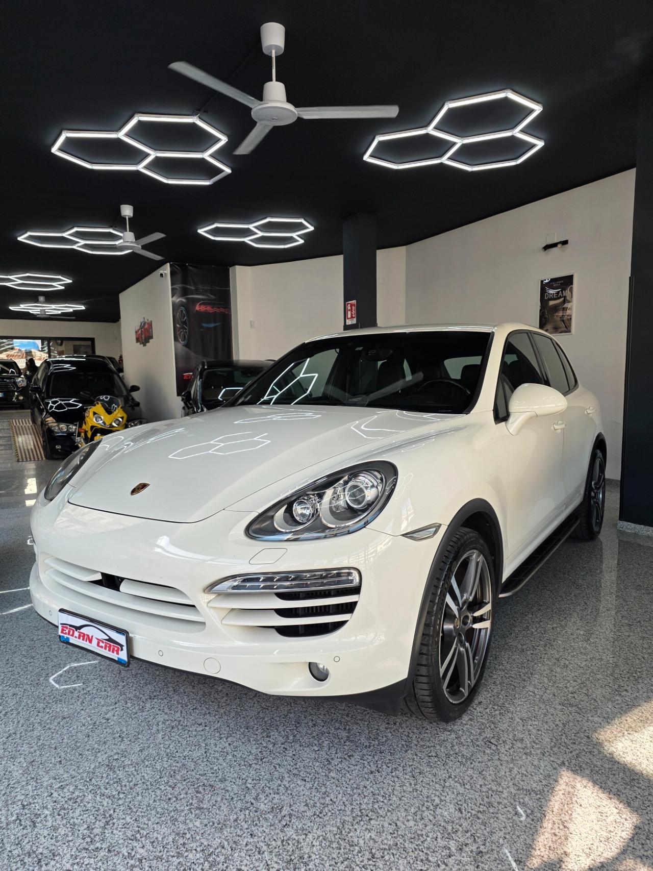 Porsche Cayenne 3.0 Diesel TAGLIANDI CERTIFICATI