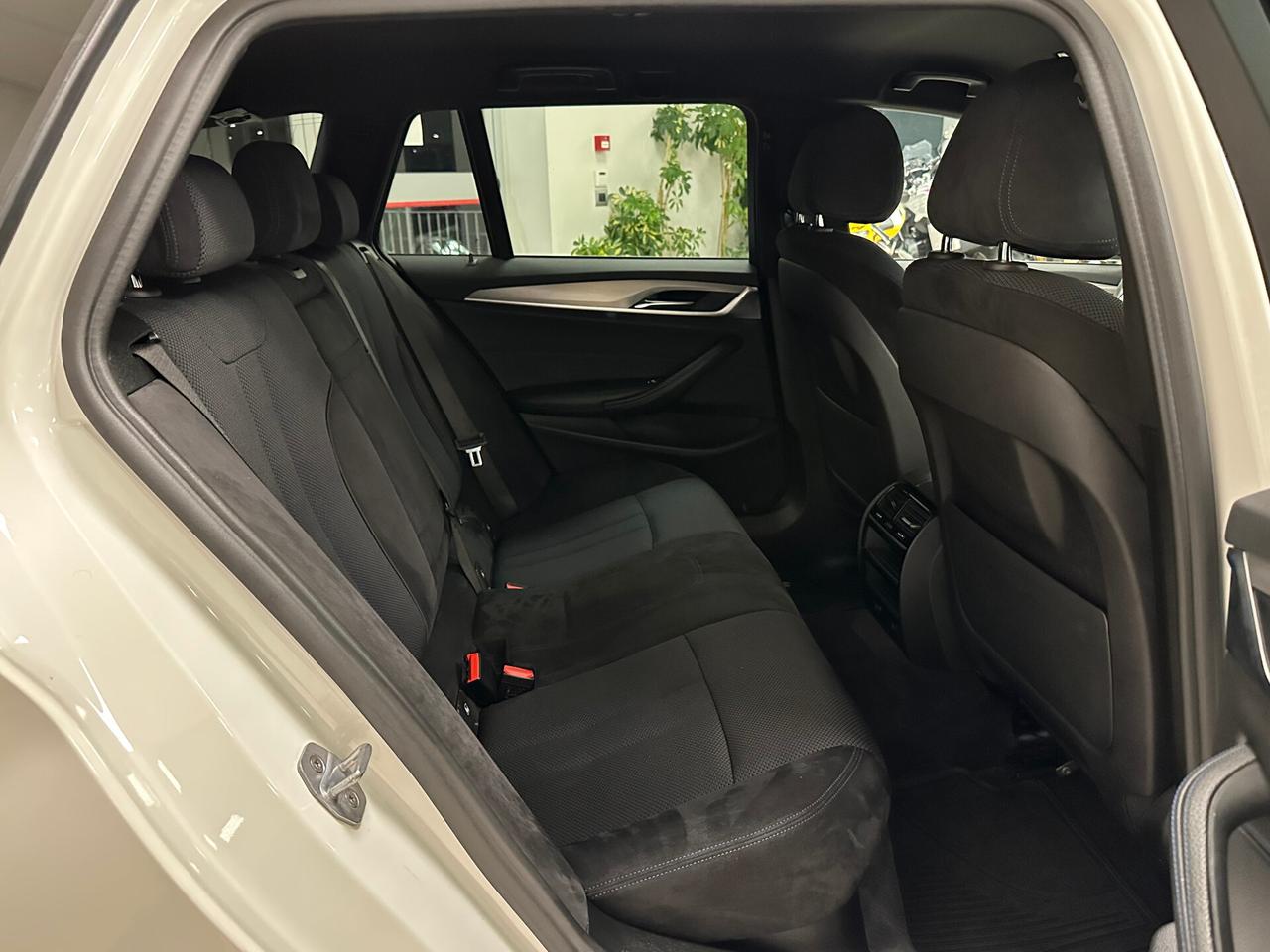 Bmw 520 518d Touring aut Msport 150 CV - 2019