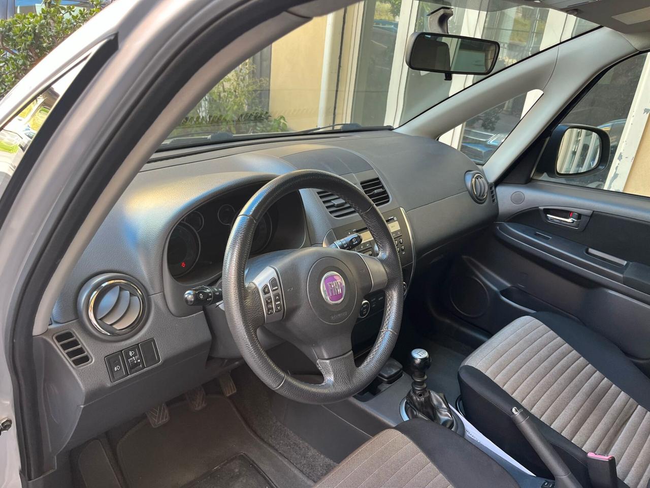 Fiat Sedici 2.0 MJT 16V DPF 4x4 Emotion