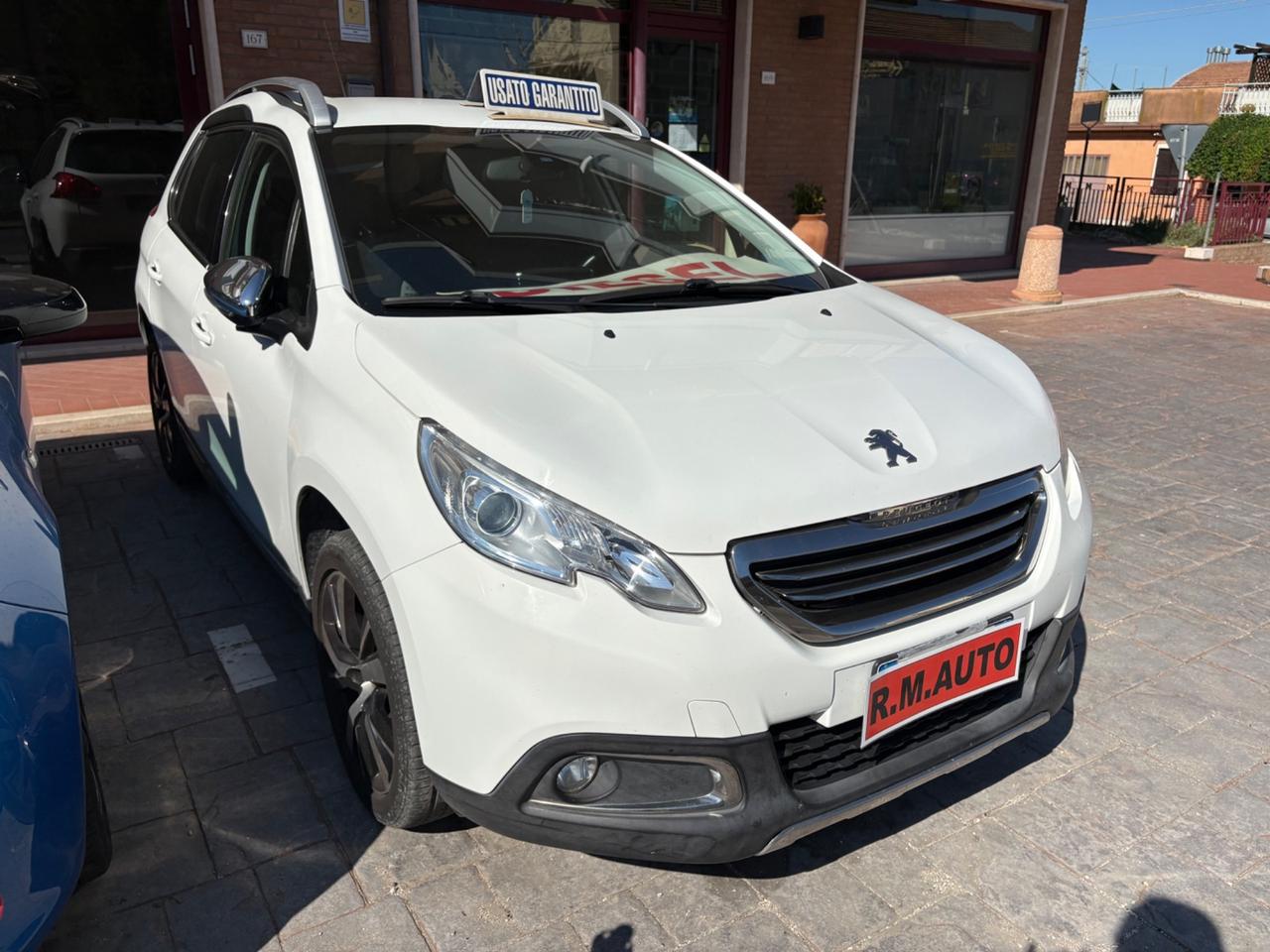 Peugeot 2008 1O SERIE BLUEHDI 100 BLACK MATT