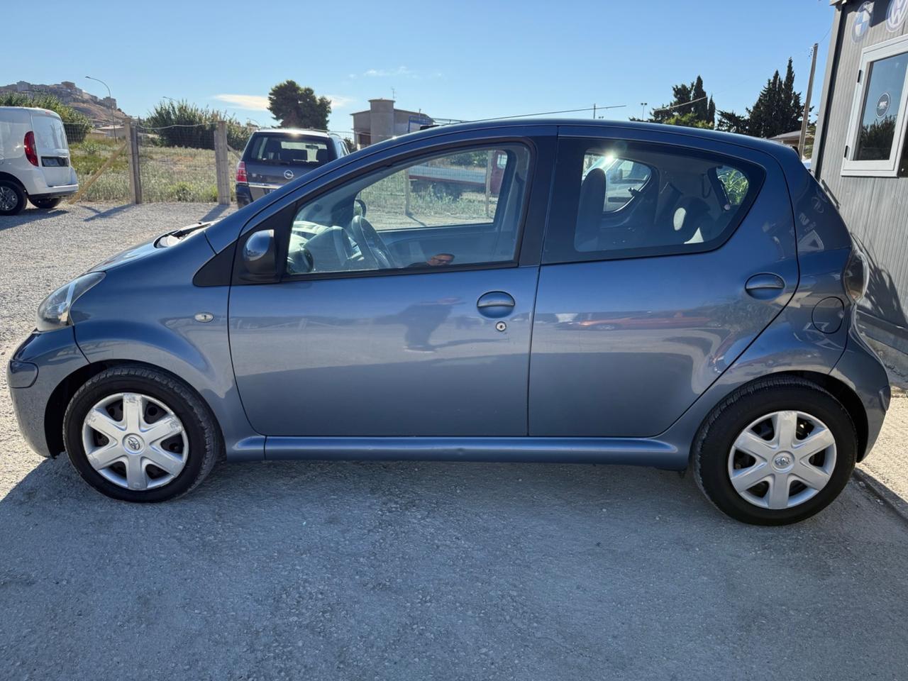 Toyota Aygo 1.0 12V VVT-i 5 porte Now