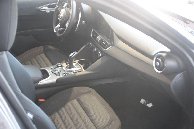 Alfa Romeo Giulia Giulia 2.2 Turbodiesel 160 CV AT8 Sprint