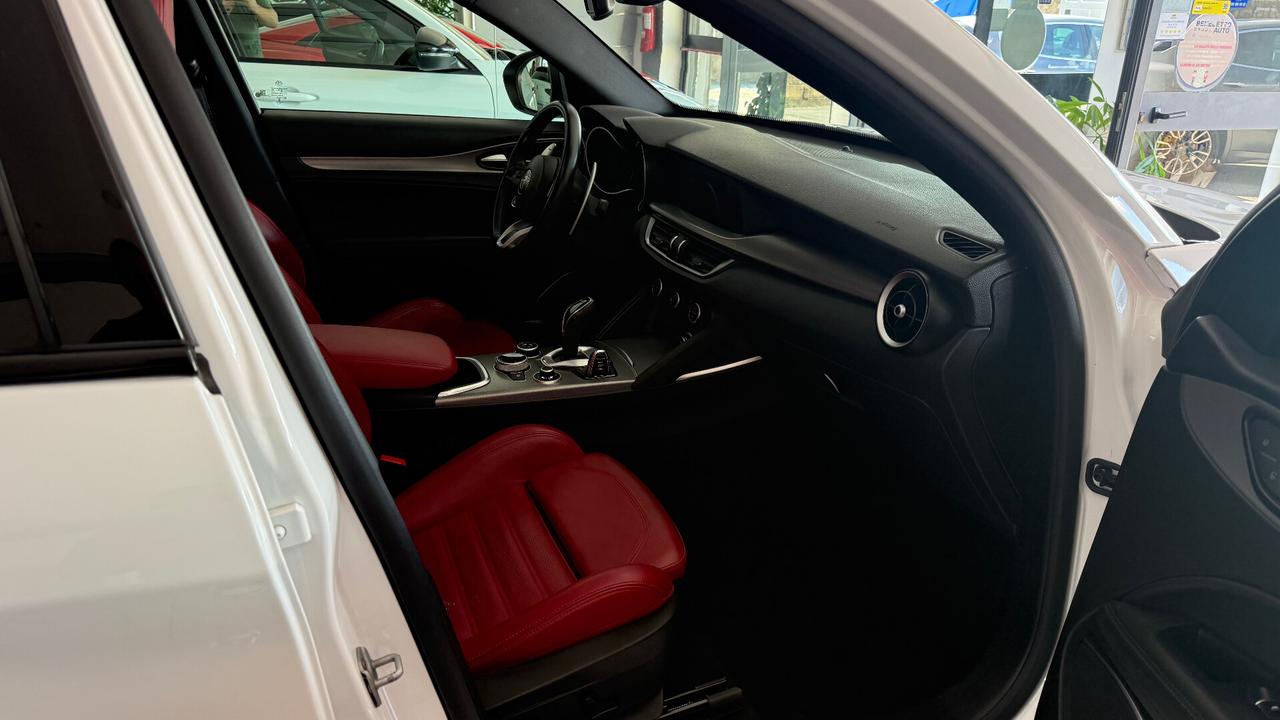 ALFA ROMEO STELVIO Q4 VELOCE TETTO APRIBILE