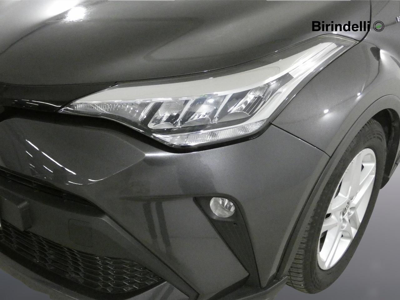 TOYOTA C-HR (2016-2023) - C-HR 1.8 Hybrid E-CVT Business