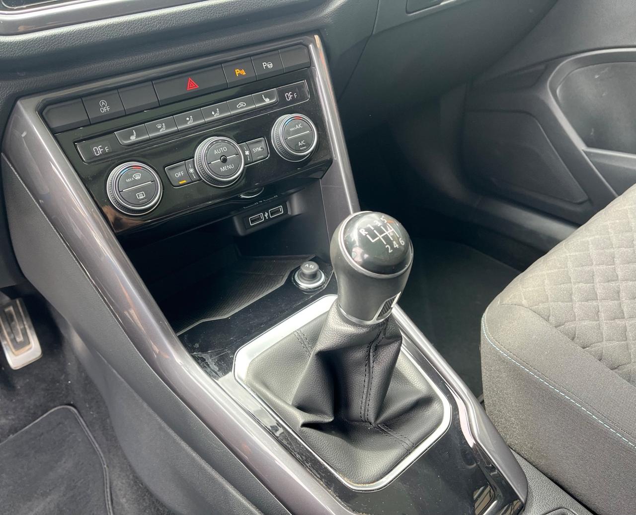 Volkswagen T-Roc 1.6 TDi IQ.Drive-Km 92500-
