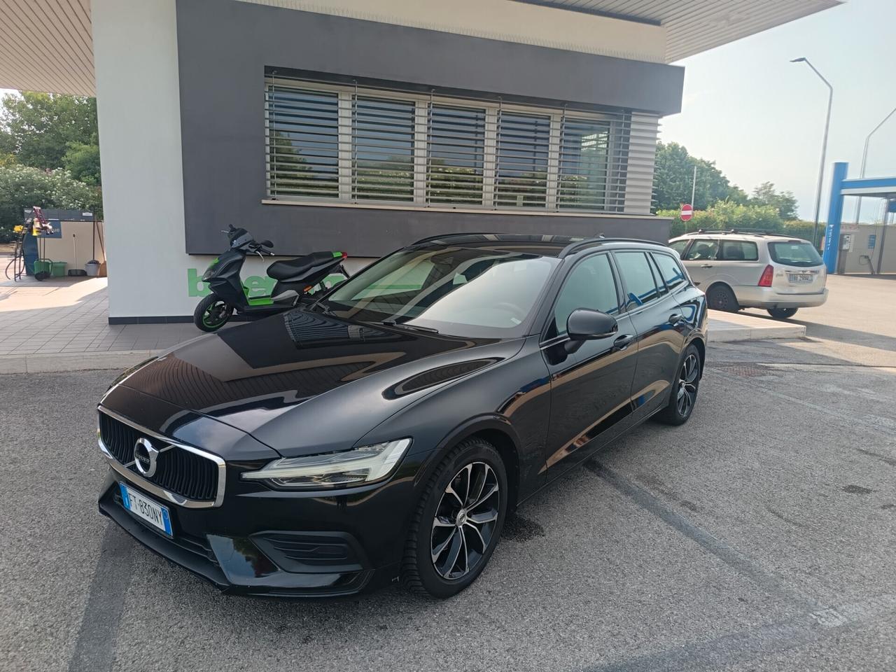 Volvo V60 D3 Geartronic Business Plus 2019.