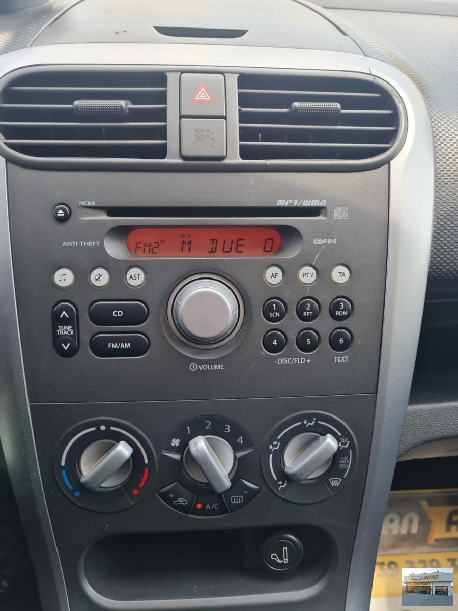 SUZUKI Splash 1.0 Benzina-Neopatentati