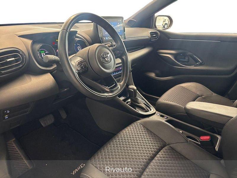 Toyota Yaris Hybrid Style MY22