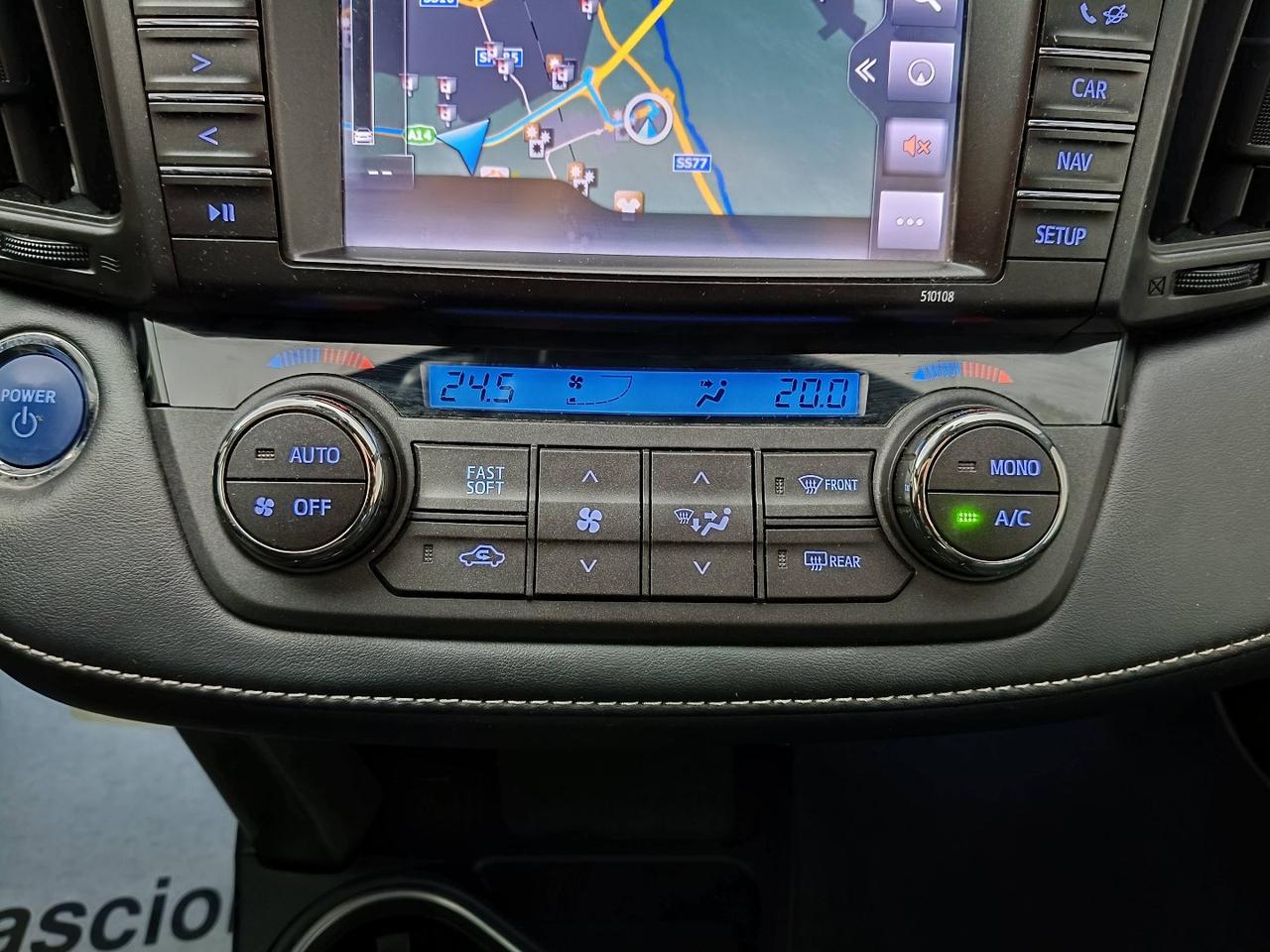 TOYOTA Rav4 IV 2016 - Rav4 2.5 vvt-i h Lounge 4wd e-cvt my17
