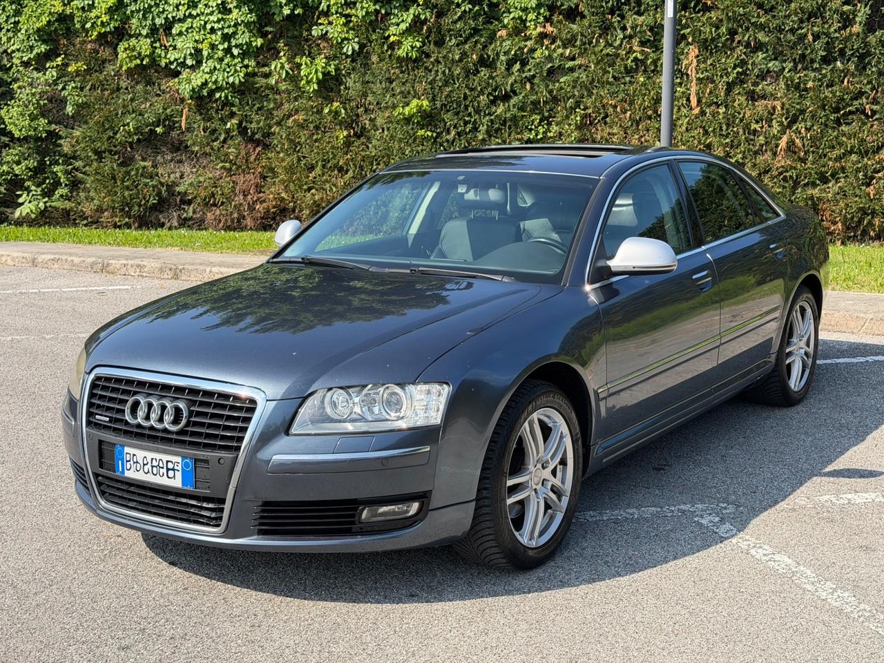 Audi A8 3.0 V6 TDI quattro tiptronic