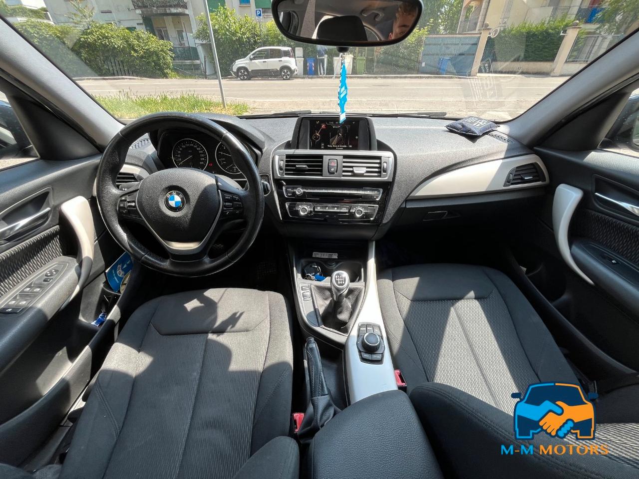 BMW 116 i Advantage 5p