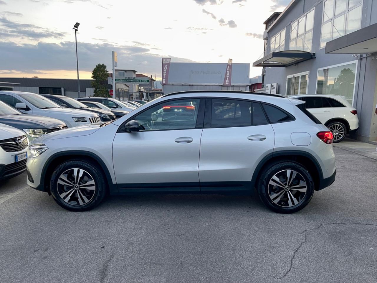 Mercedes-benz GLA 250 GLA 250 e Plug-in hybrid Automatic Premium