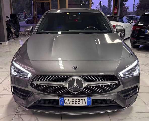 Mercedes-Benz CLA 200 Premium AMG + Burmester + Led Colorati