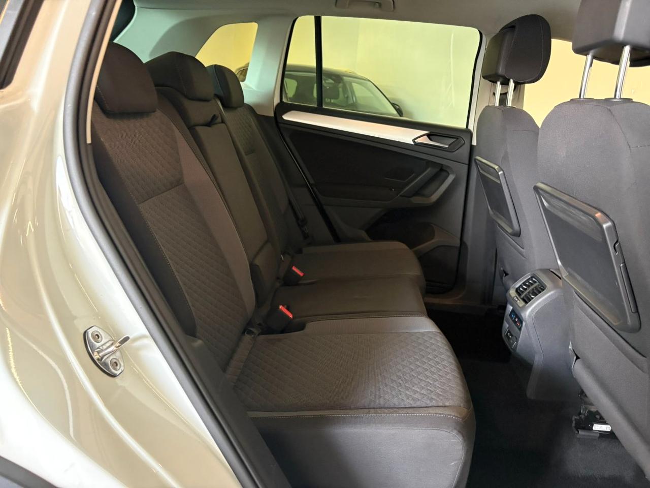 Volkswagen Tiguan 1.6 tdi R-Line 115cv