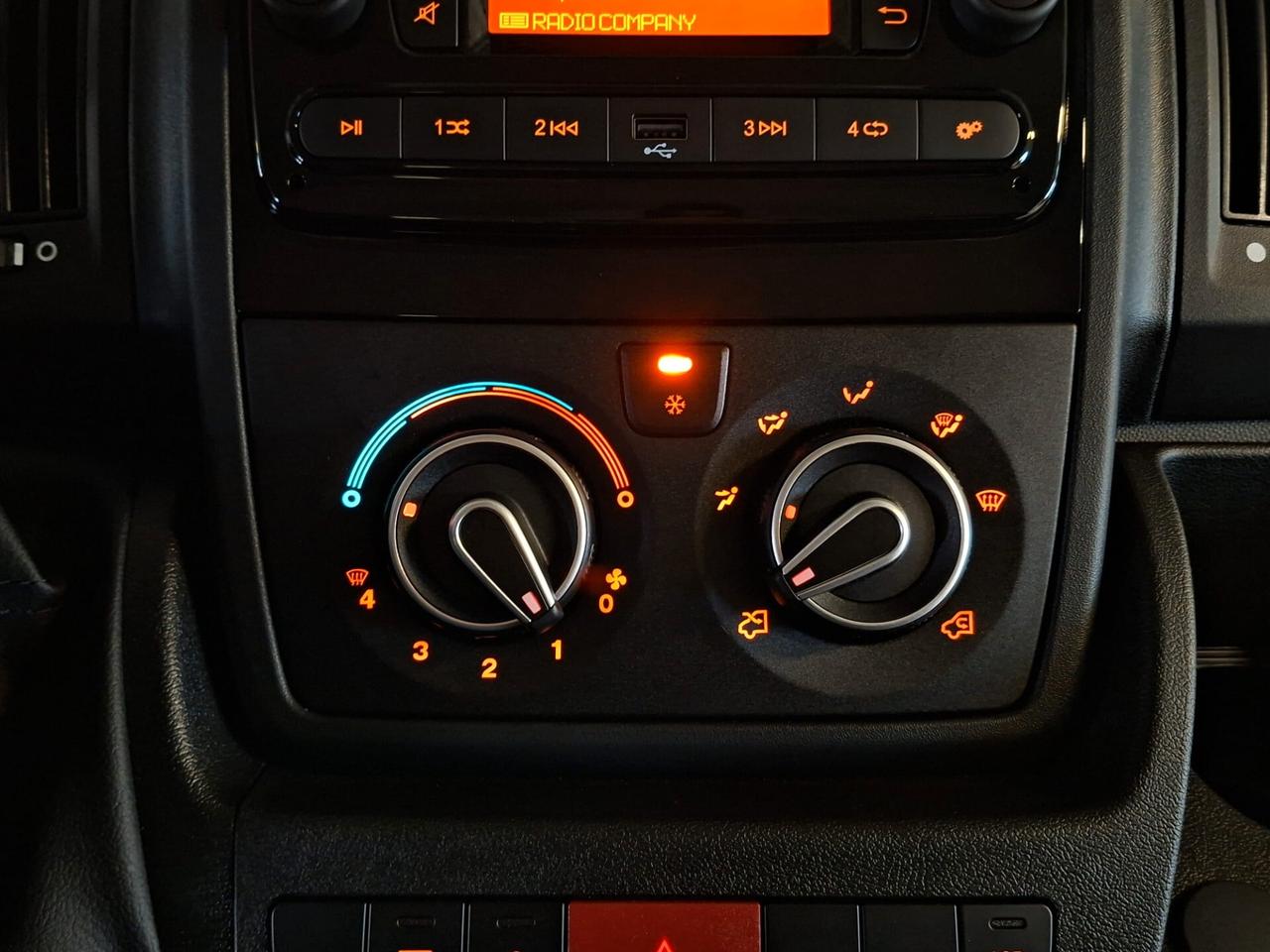 Citroen Jumper 35 2.2 BlueHDi L4 con Furgonatura (BOX) Km.0