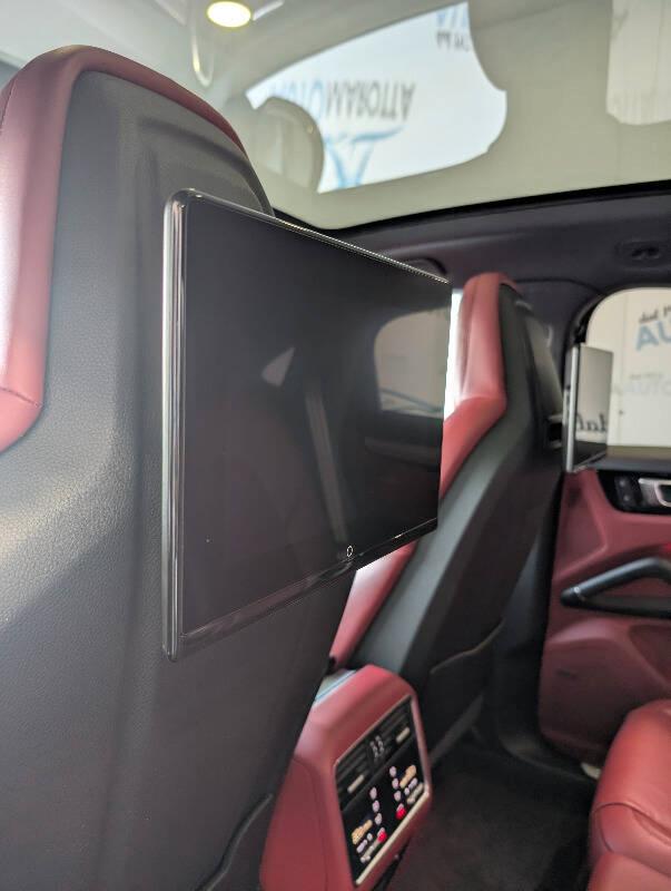 Porsche Cayenne 3.0 e-hybrid Platinum Edition! KM REALI!