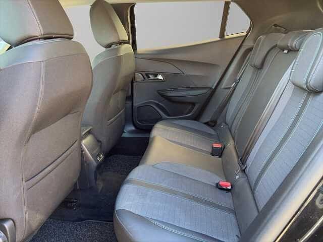 Peugeot 2008 PureTech 130 S&S EAT8 Allure