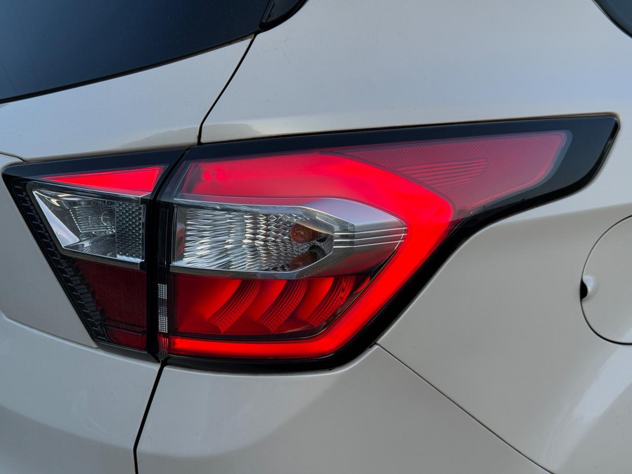 Ford Kuga 2.0 TDCI 180 CV S&S 4WD Powershift ST-Line 2017