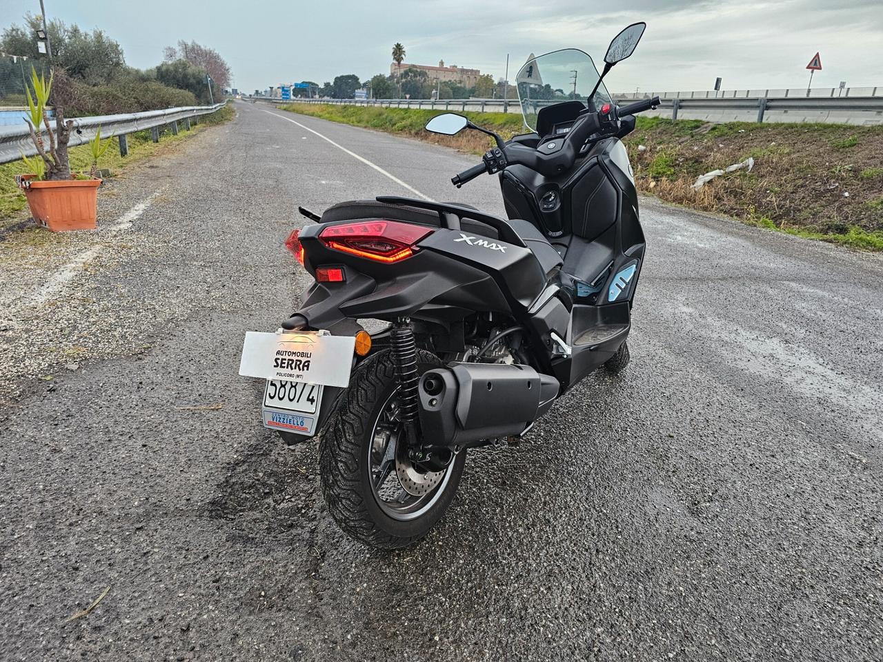 Yamaha X-Max 300 Tech max