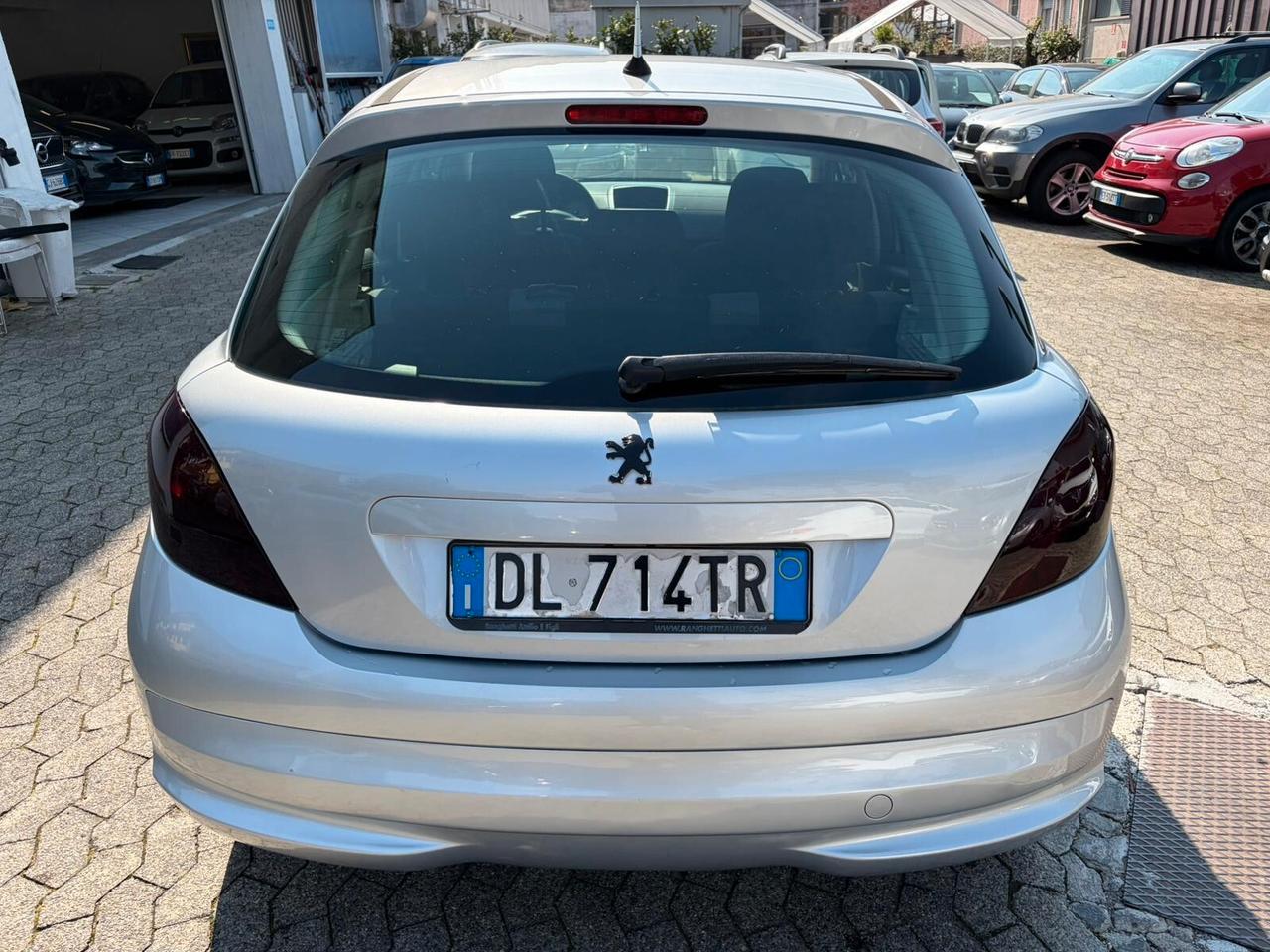 Peugeot 207 1.4 8V 75CV 5p. X Line