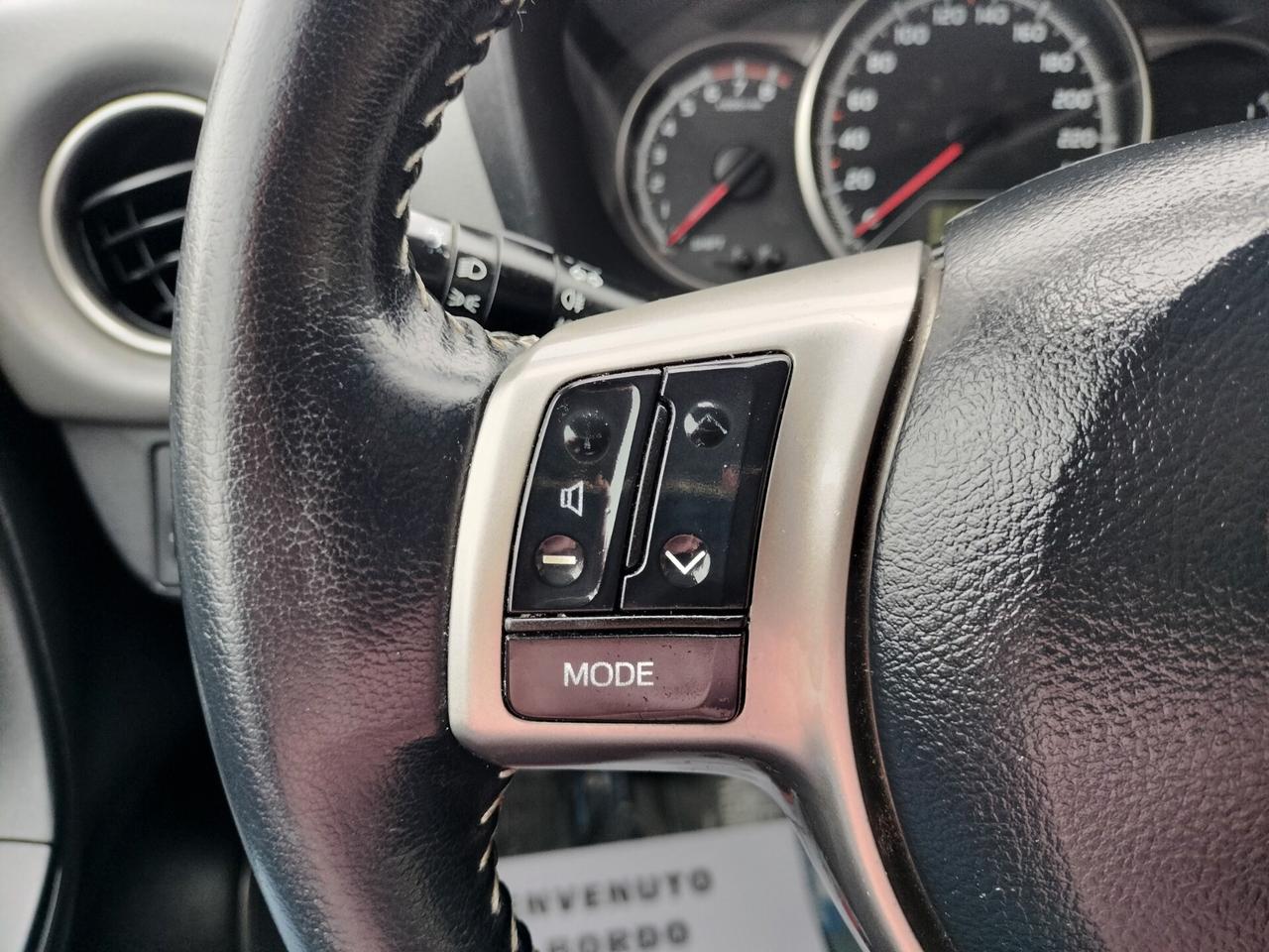 Toyota Yaris 1.0 5 porte Lounge benzina GPL