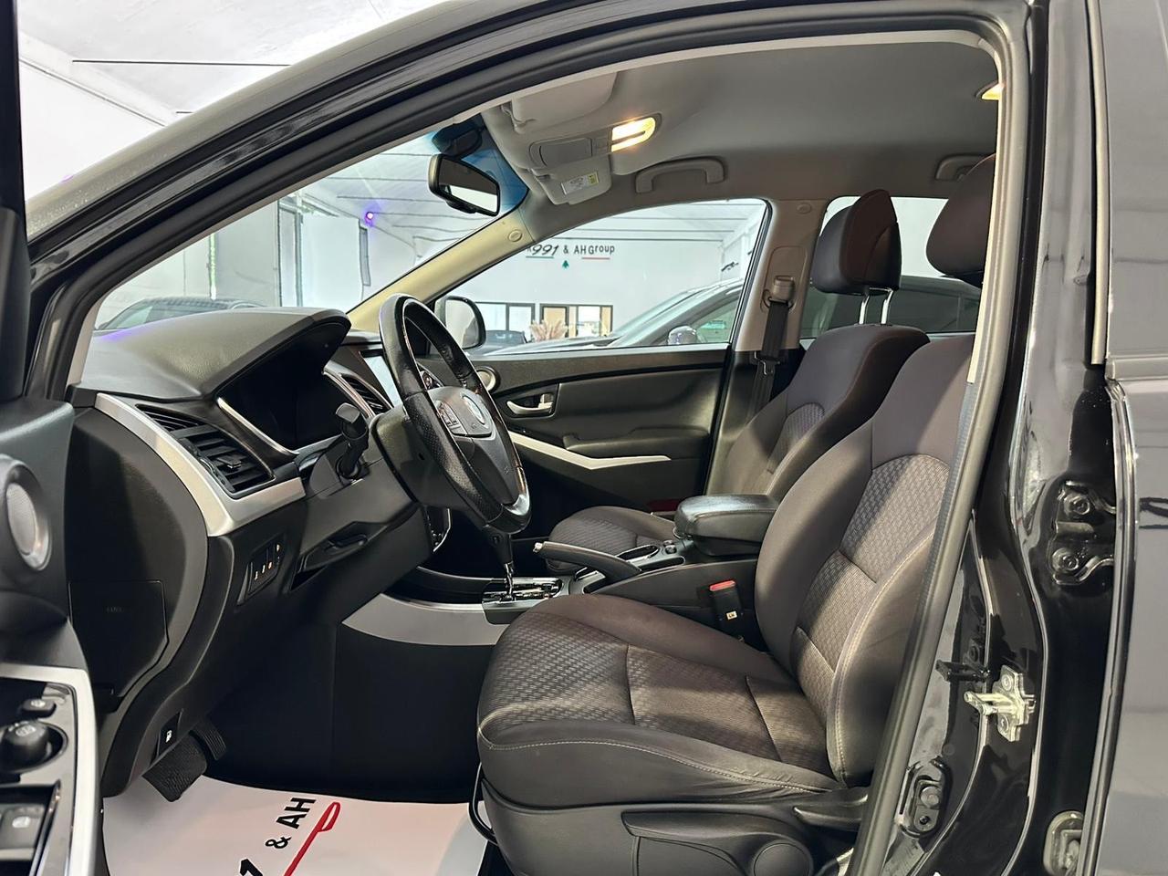 Ssangyong Korando 2.2 Diesel 2WD MT Plus