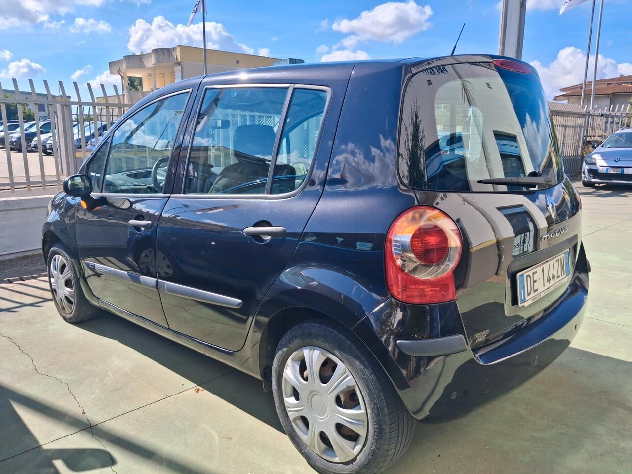 RENAULT Modus 1.500 dCi 85cv Confort Dynamique