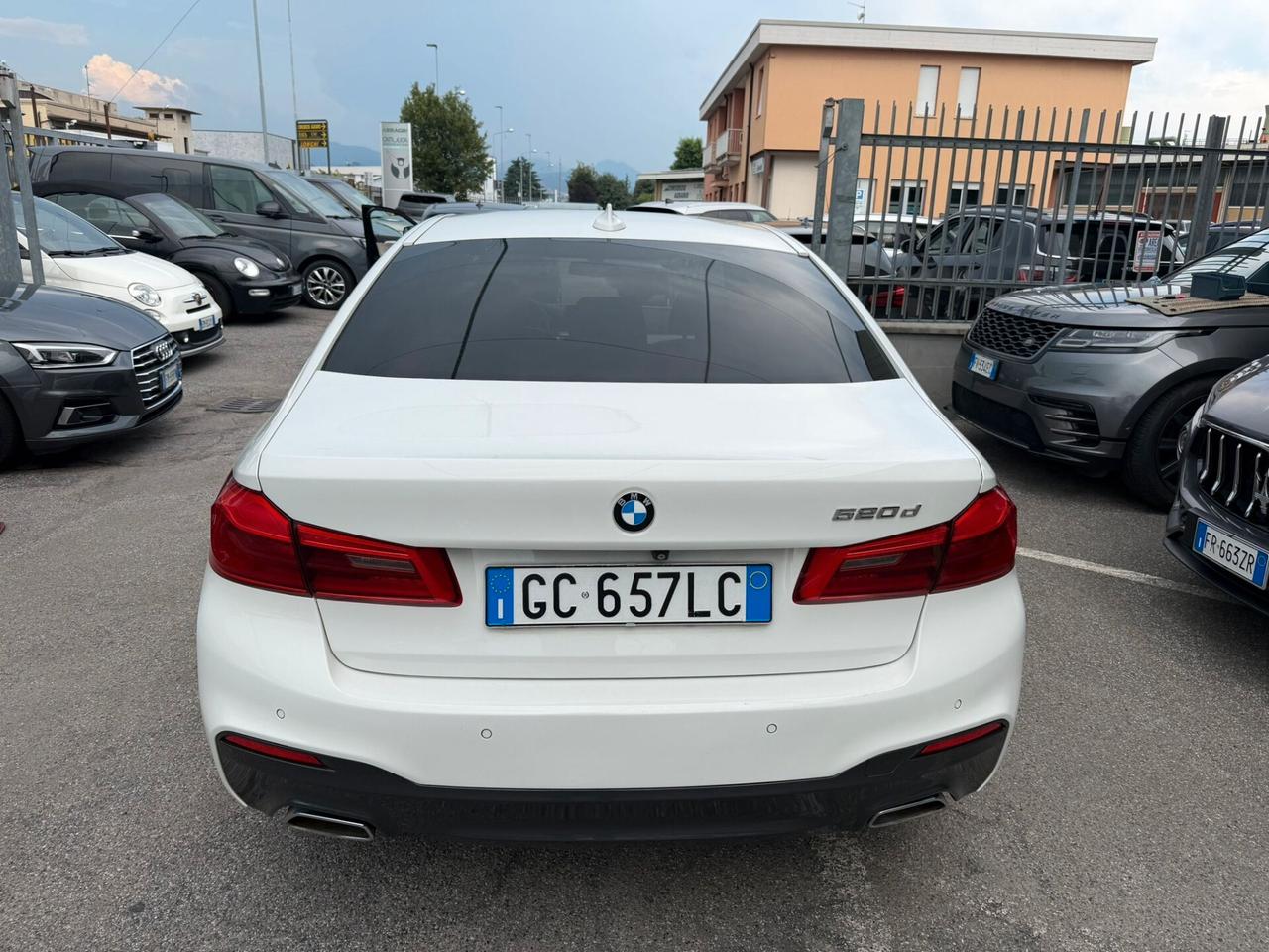 BMW 520 Berlina 520d Msport auto / TETTUCCIO APRIBILE