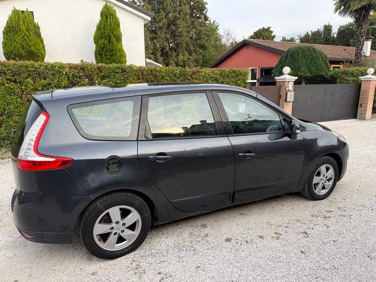 Renault Scenic Scénic 1.4 TCe Luxe, 7 posti