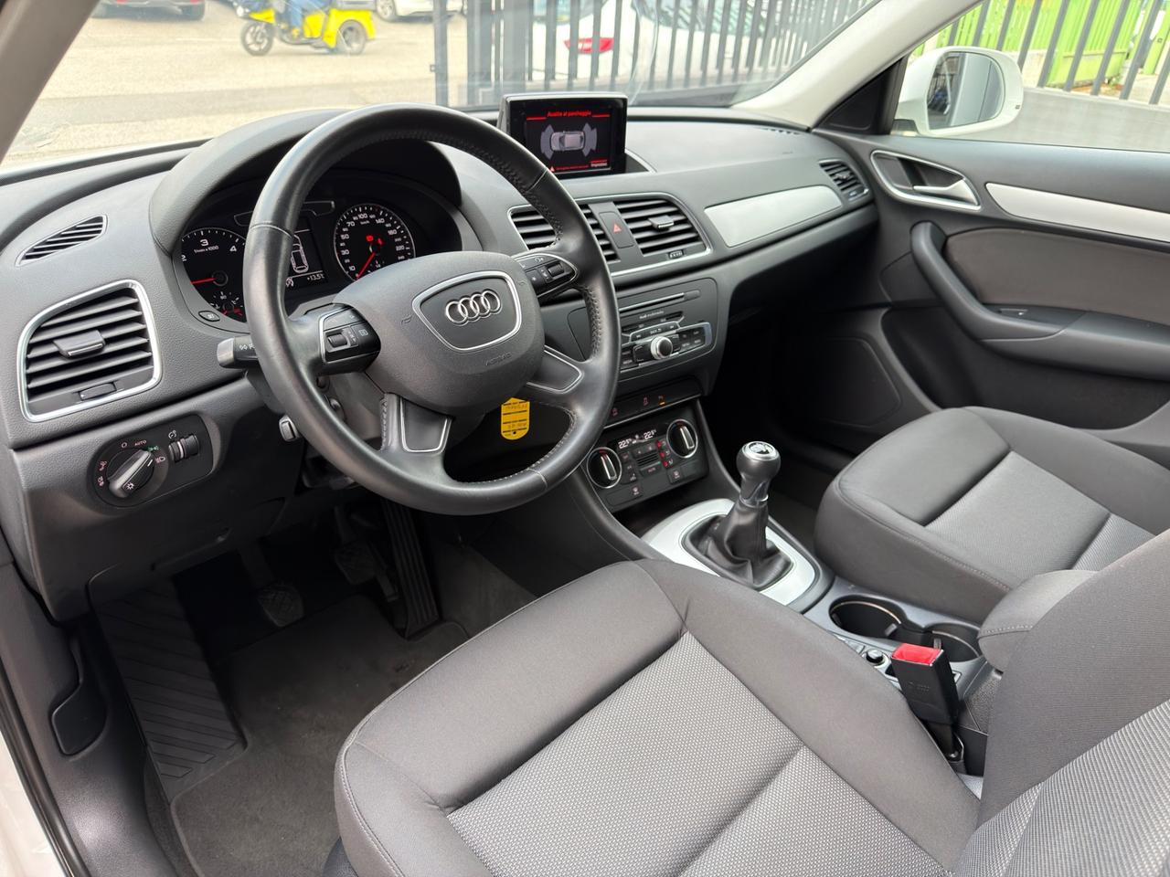 Audi Q3 2.0 TDI 120 CV Sport