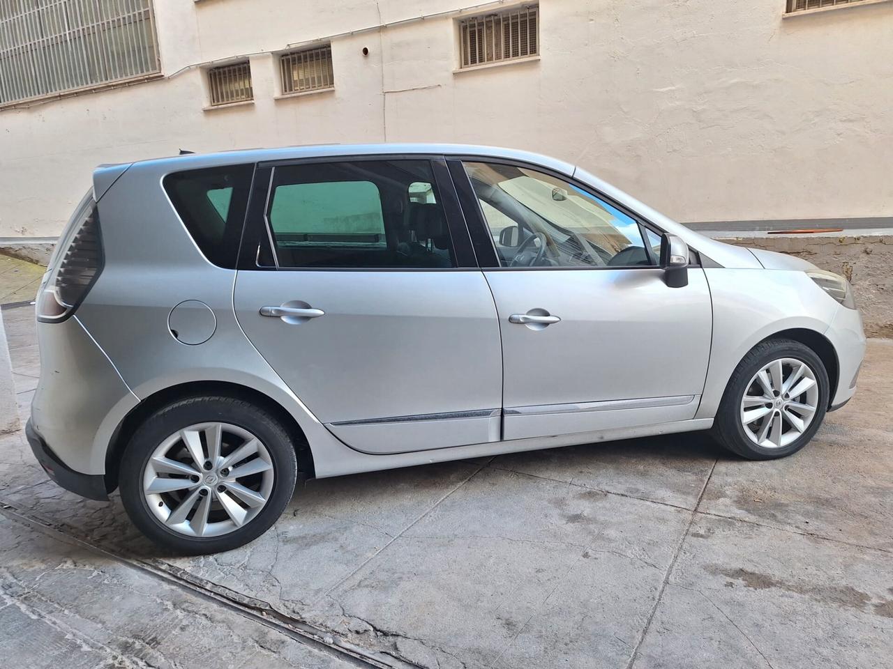 Renault Scenic Scénic XMod 1.5 dCi 110CV Wave