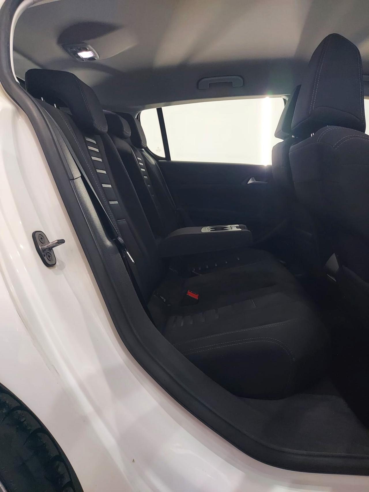 Peugeot 308 1.6 e-HDi 115 CV Stop&Start Allure