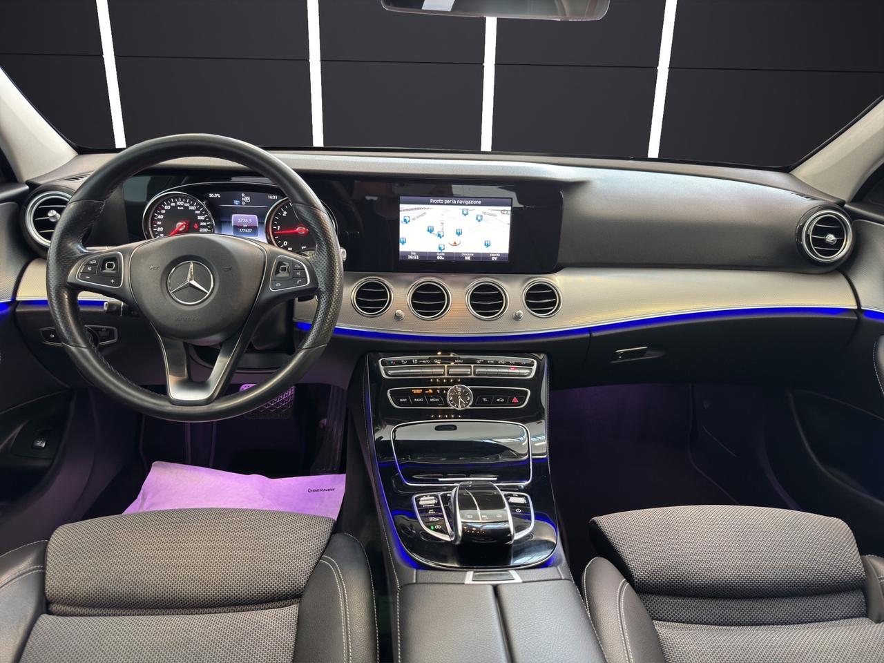 Mercedes-benz E 220 d Auto Business Sport