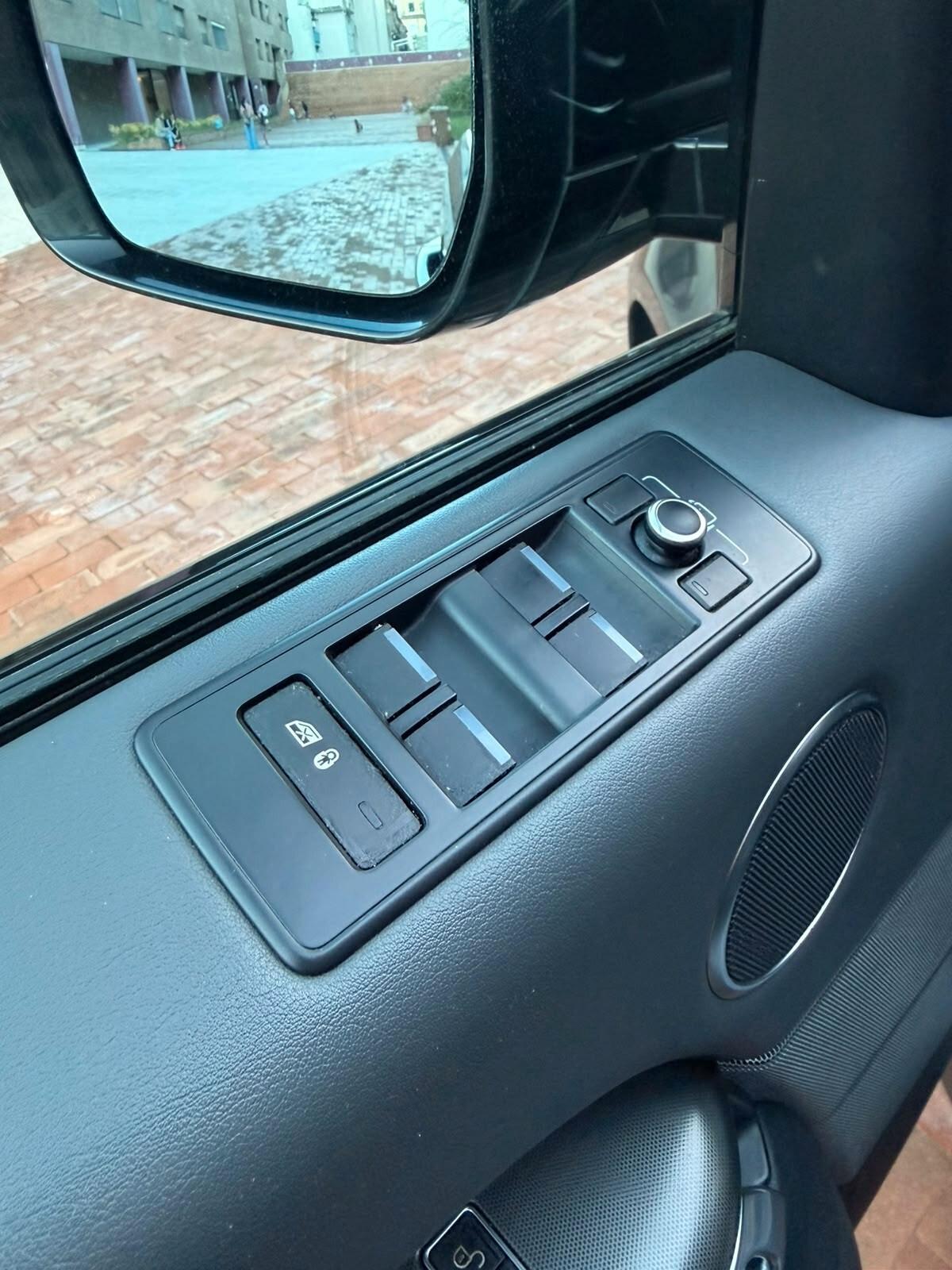 Land Rover Range Sport 3000 TDV6 HSE R DYNAMIC