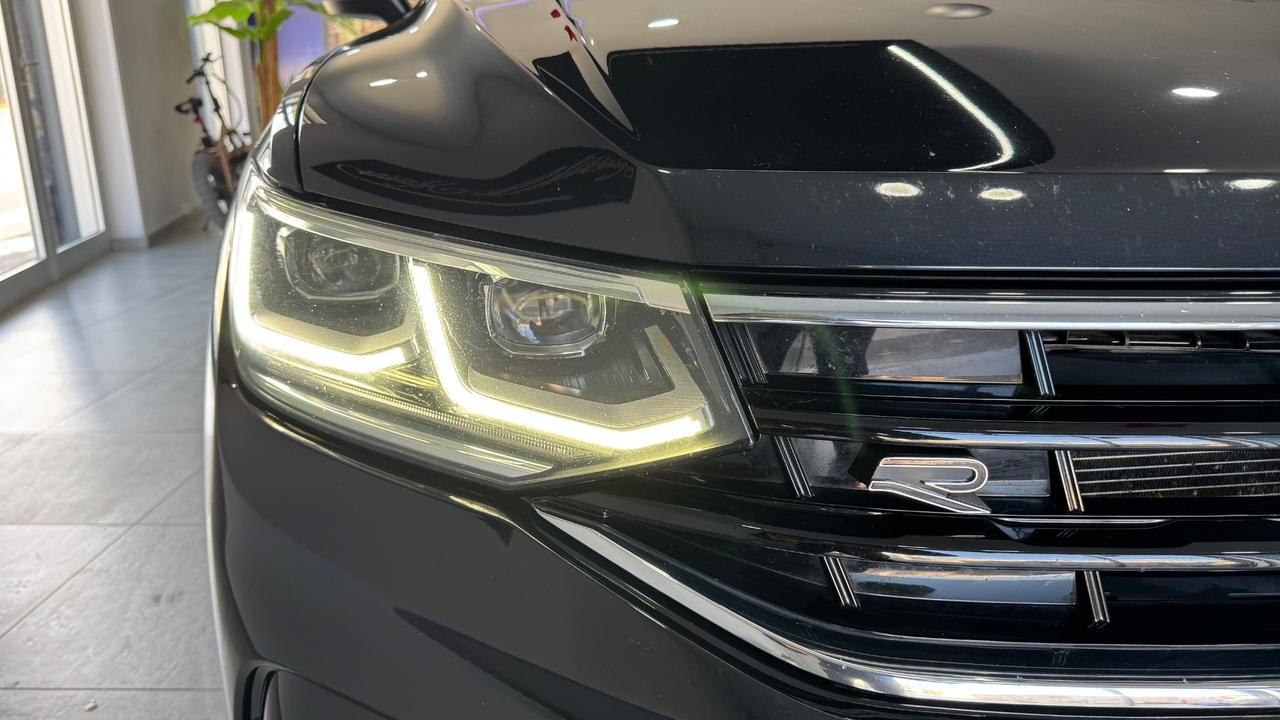 Volkswagen Tiguan 2.0 TDI 200 CV SCR DSG 4MOTION R-Line