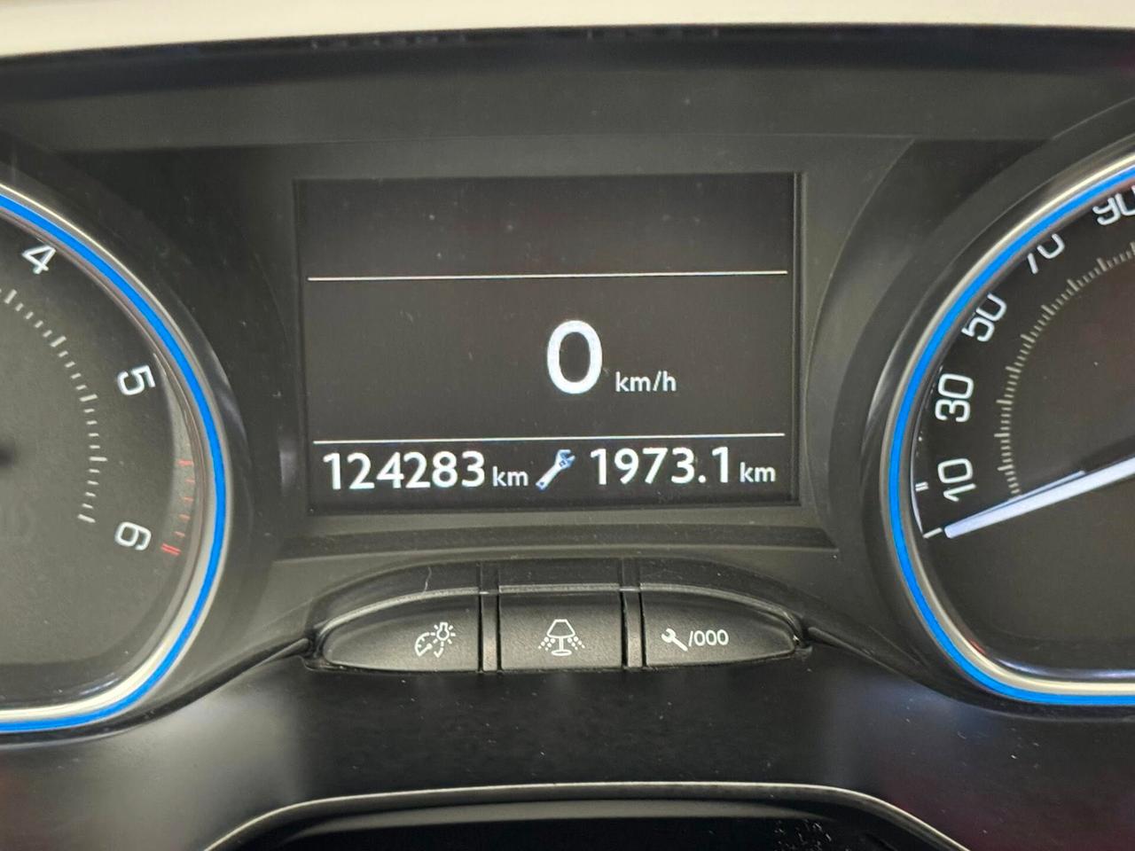 PEUGEOT 2008 1.6 HDI ALLURE TETTO+NAVI+CERCHI